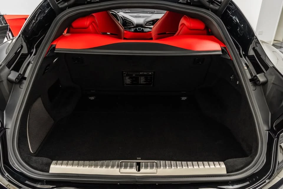 2025 Ferrari Purosangue - Image 14 of 15