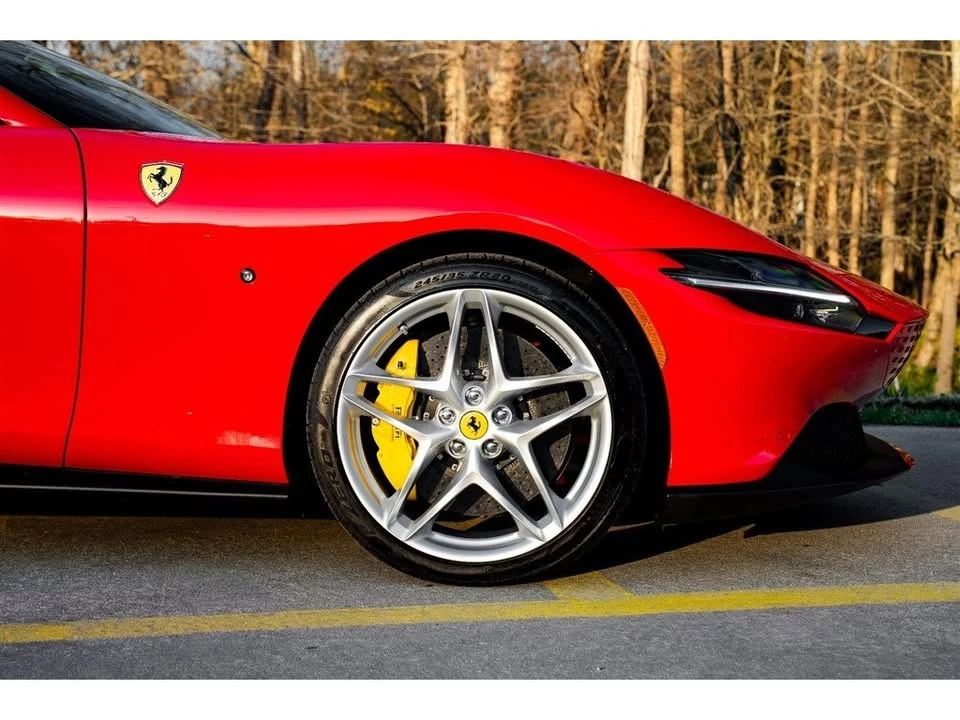 2025 Ferrari Roma - Image 8 of 18