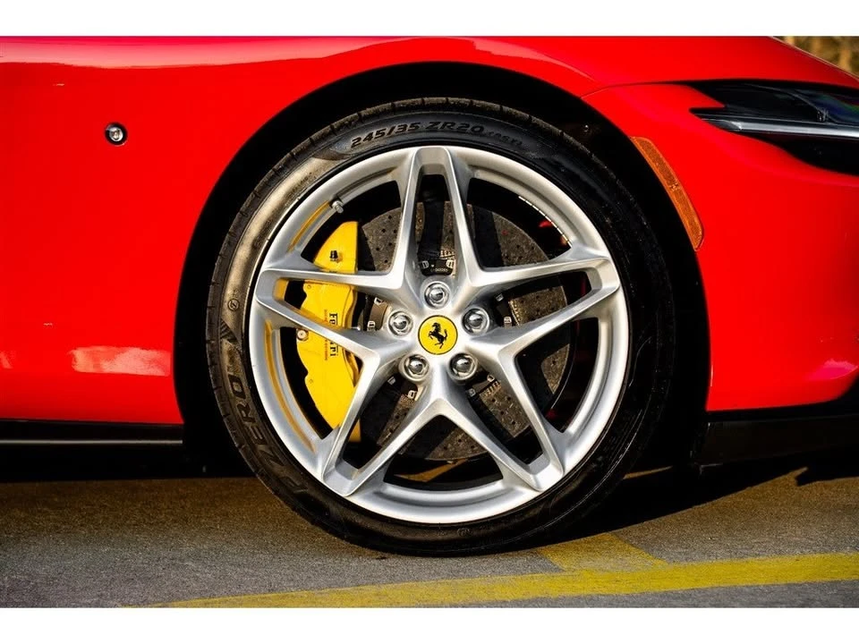 2025 Ferrari Roma - Image 9 of 18