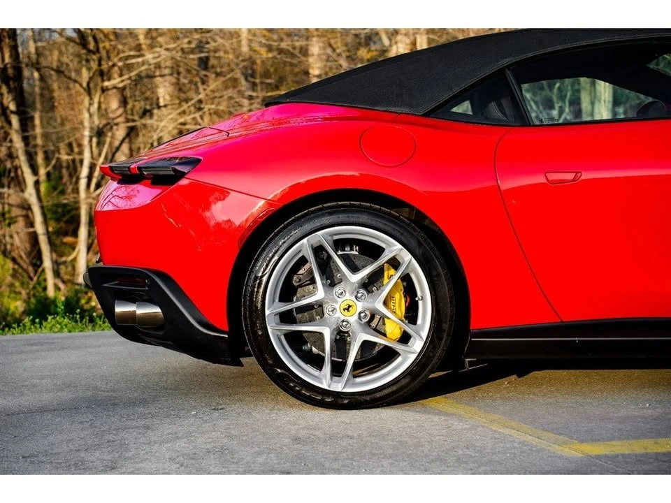 2025 Ferrari Roma - Image 6 of 18