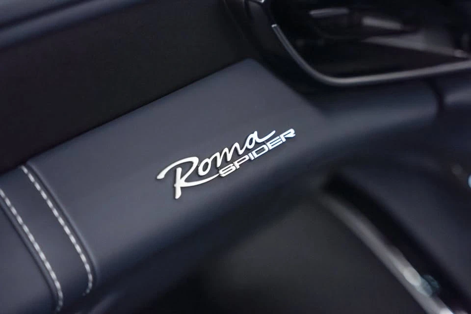 2025 Ferrari Roma Spider - Image 19 of 20