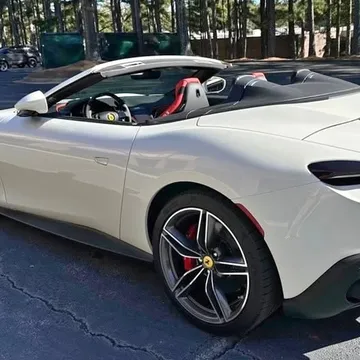 2025 Ferrari Roma Spider