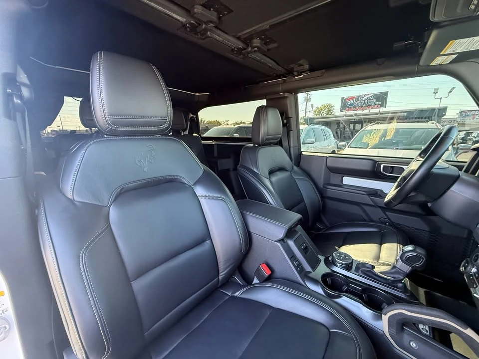2025 Ford Bronco 6th Gen - Image 15 of 19