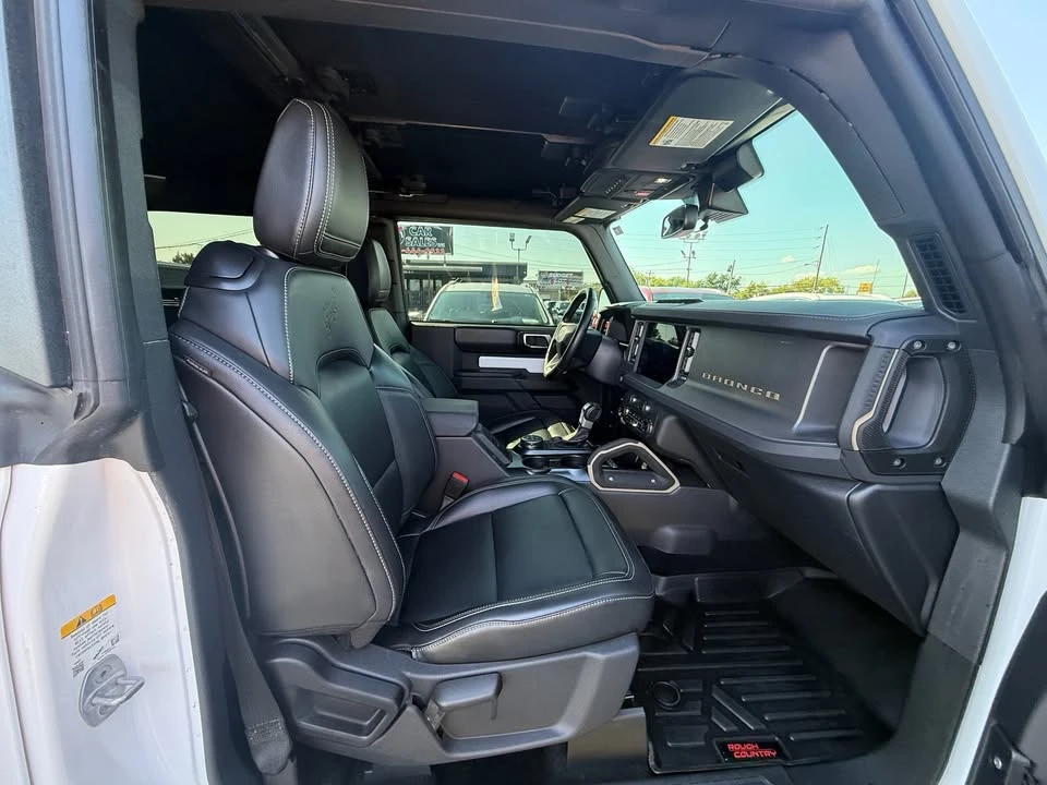 2025 Ford Bronco 6th Gen - Image 18 of 19