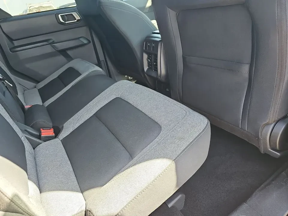 2025 Ford Bronco 6th Gen - Image 7 of 8