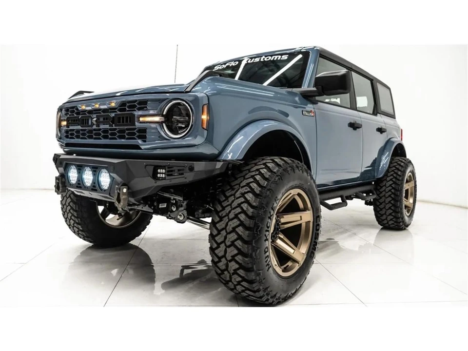2025 Ford Bronco 6th Gen - Image 8 of 31