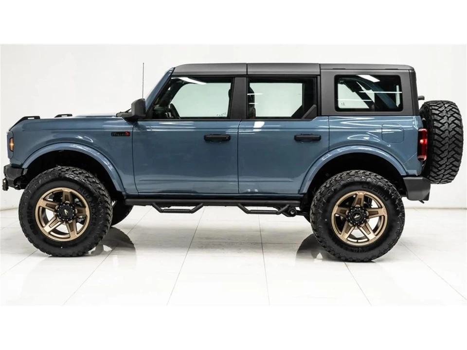 2025 Ford Bronco 6th Gen - Image 15 of 31