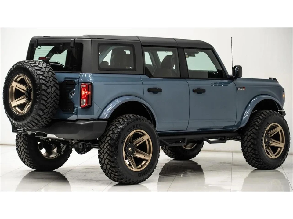 2025 Ford Bronco 6th Gen - Image 6 of 31