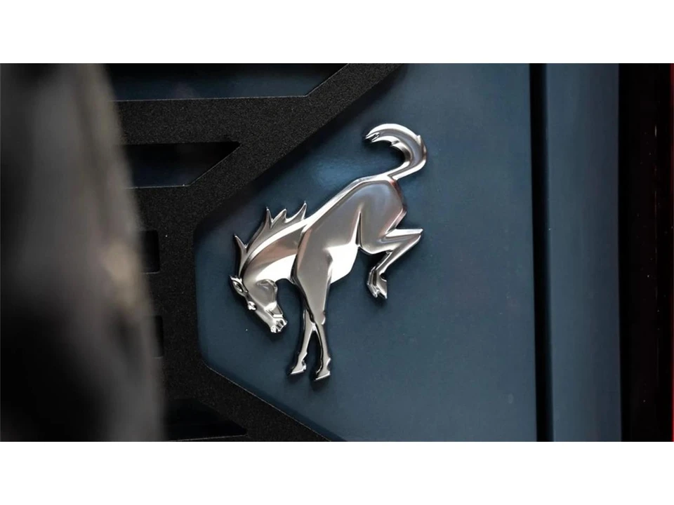 2025 Ford Bronco 6th Gen - Image 26 of 31