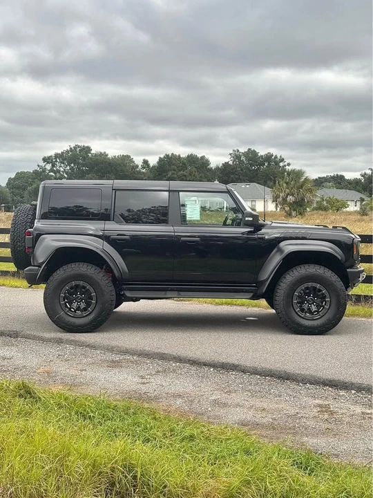 2025 Ford Bronco 6th Gen - Image 5 of 18