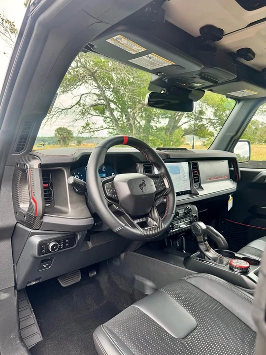 2025 Ford Bronco 6th Gen - Image 9 of 18