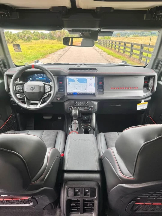 2025 Ford Bronco 6th Gen - Image 11 of 18
