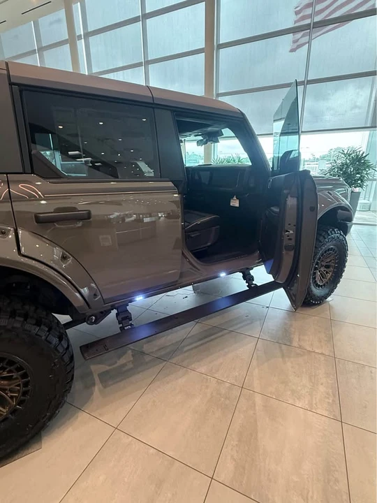 2025 Ford Bronco 6th Gen - Image 6 of 9