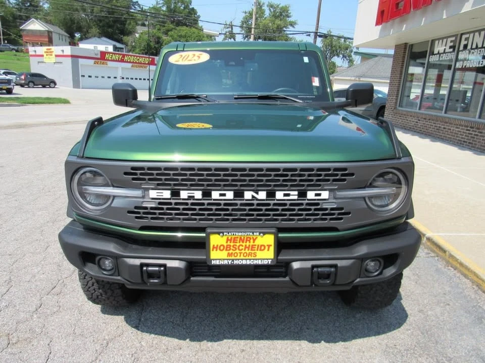 2025 Ford Bronco 6th Gen - Image 2 of 20