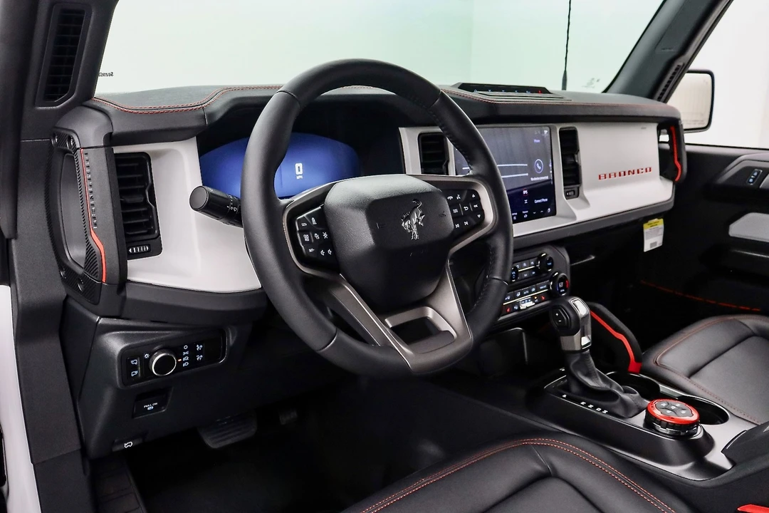2025 Ford Bronco 6th Gen - Image 12 of 22