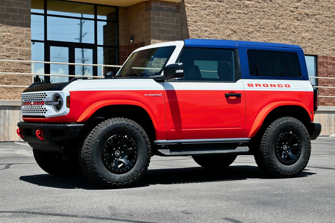 2025 Ford Bronco 6th Gen - Image 5 of 22