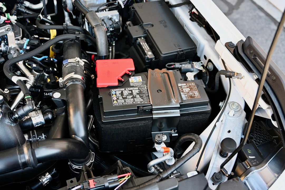 2025 Ford Bronco 6th Gen - Image 26 of 28