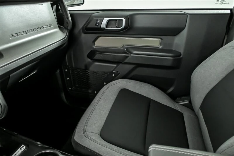 2025 Ford Bronco 6th Gen - Image 28 of 28