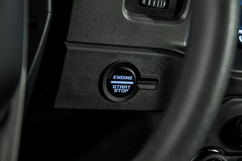 2025 Ford Bronco 6th Gen - Image 23 of 28