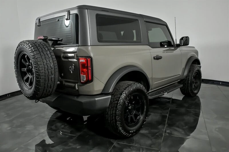 2025 Ford Bronco 6th Gen - Image 9 of 28