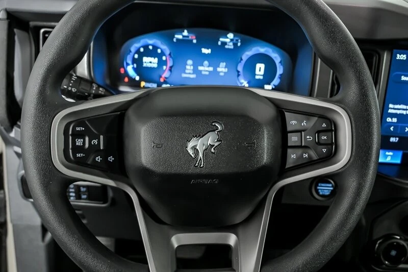 2025 Ford Bronco 6th Gen - Image 21 of 28