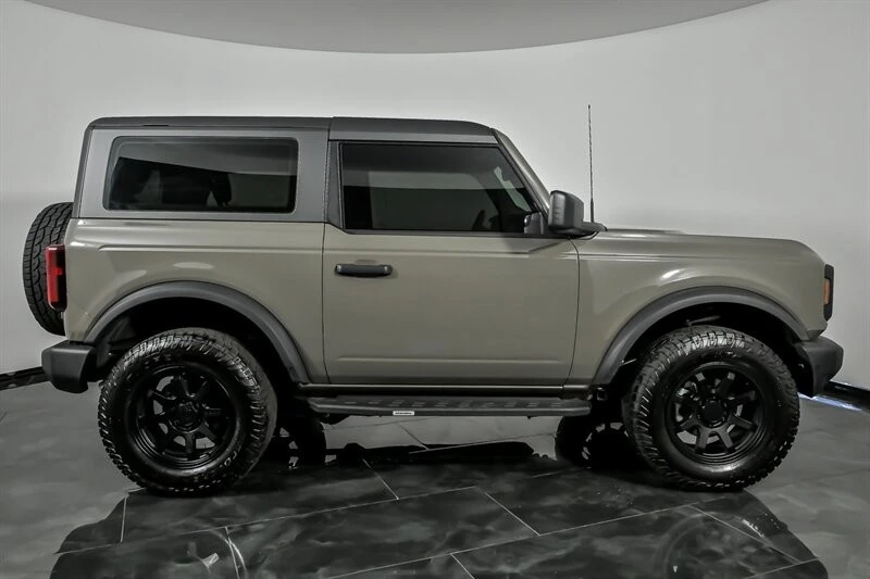 2025 Ford Bronco 6th Gen - Image 10 of 28