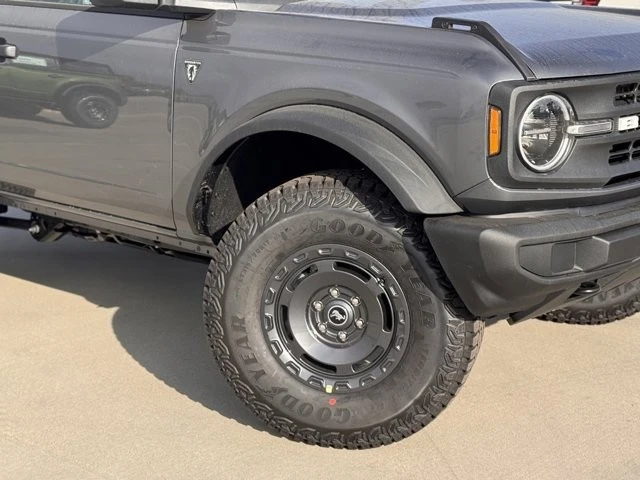 2025 Ford Bronco 6th Gen - Image 4 of 12