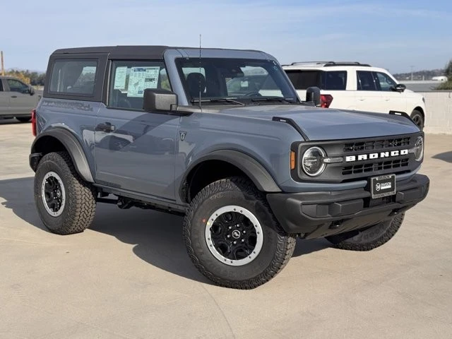 2025 Ford Bronco 6th Gen - Image 2 of 12