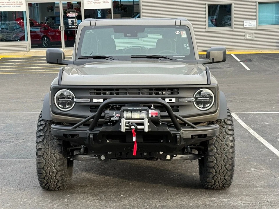 2025 Ford Bronco 6th Gen - Image 10 of 21