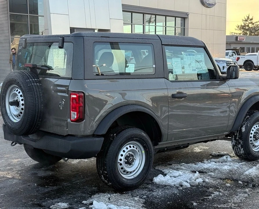 2025 Ford Bronco 6th Gen - Image 6 of 21