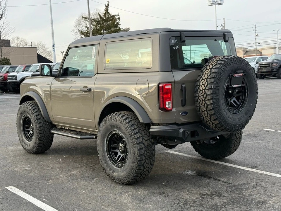 2025 Ford Bronco 6th Gen - Image 3 of 21