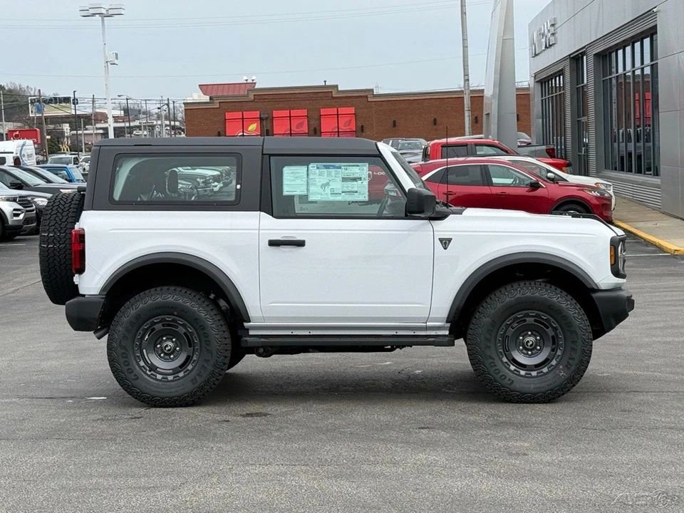 2025 Ford Bronco 6th Gen - Image 7 of 12