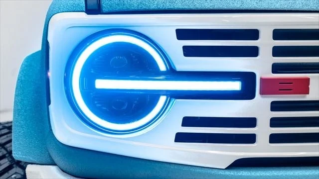 2025 Ford Bronco 6th Gen - Image 15 of 21