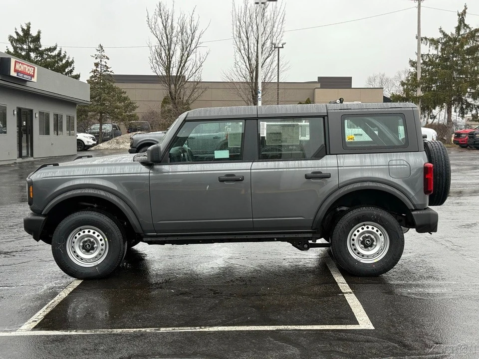 2025 Ford Bronco 6th Gen - Image 2 of 12