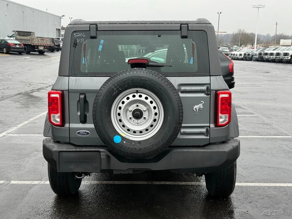 2025 Ford Bronco 6th Gen - Image 5 of 12