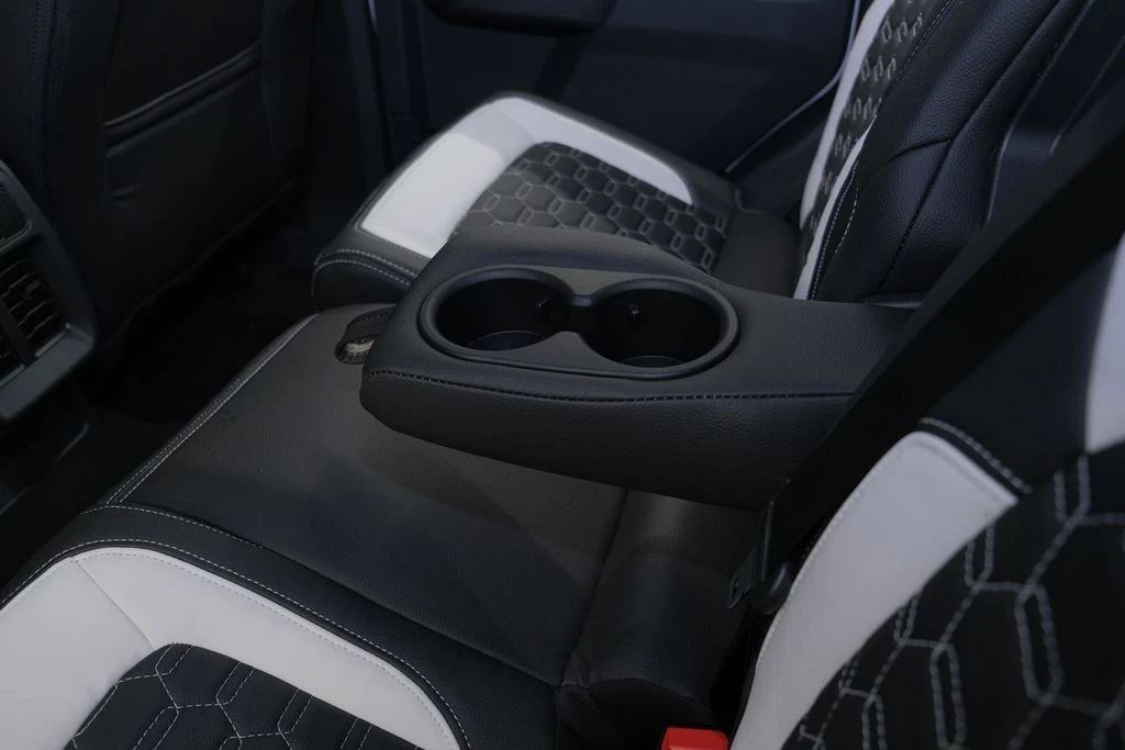 2025 Ford Bronco 6th Gen - Image 19 of 21