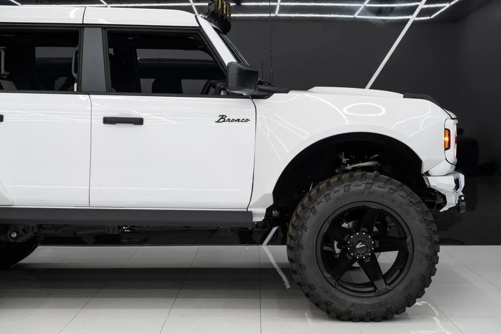 2025 Ford Bronco 6th Gen - Image 8 of 21