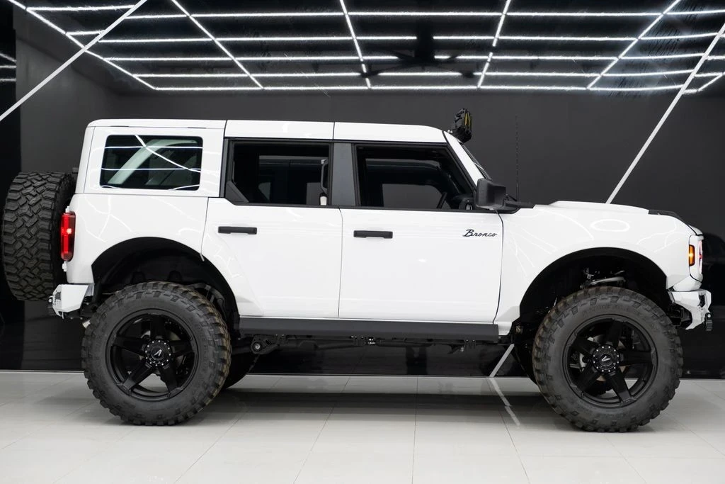 2025 Ford Bronco 6th Gen - Image 6 of 21