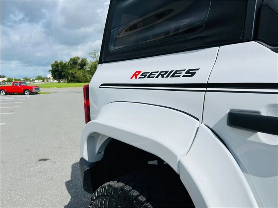 2025 Ford Bronco 6th Gen - Image 17 of 31