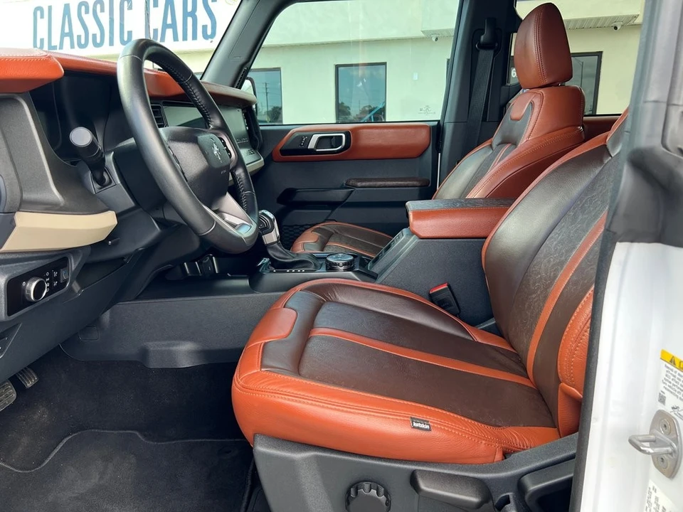 2025 Ford Bronco 6th Gen - Image 19 of 31