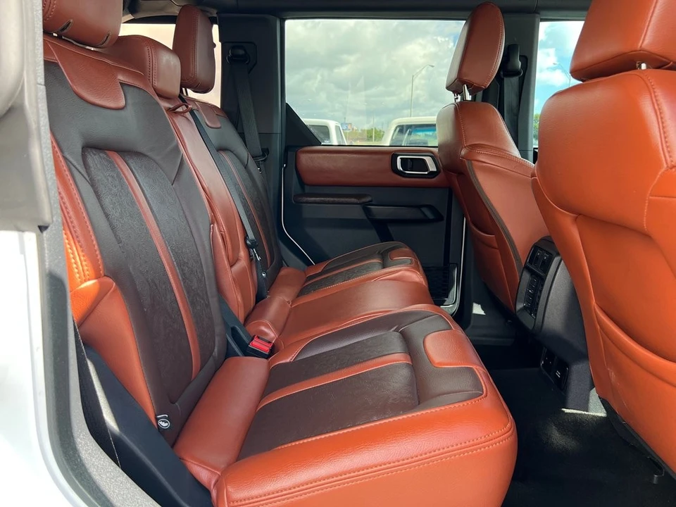 2025 Ford Bronco 6th Gen - Image 25 of 31