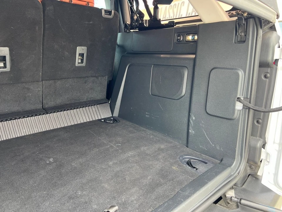 2025 Ford Bronco 6th Gen - Image 26 of 31