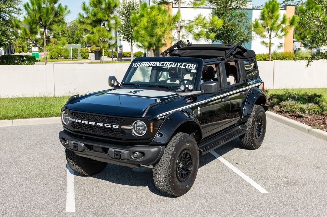 2025 Ford Bronco 6th Gen - Image 4 of 20