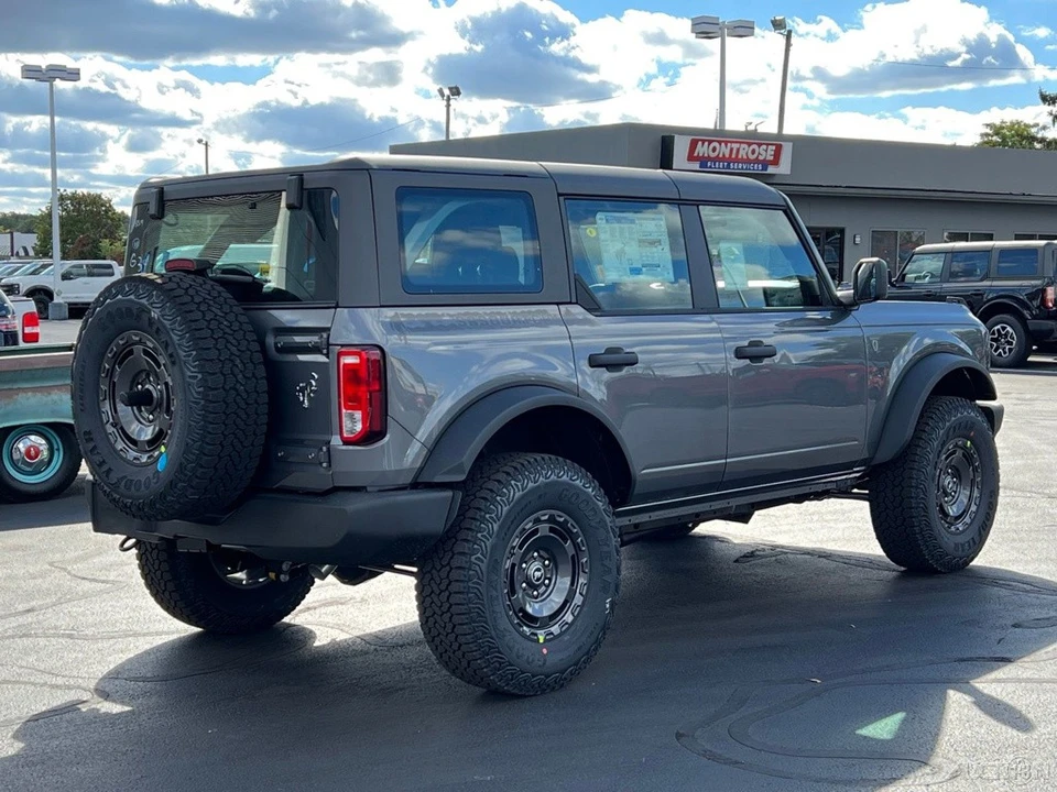2025 Ford Bronco 6th Gen - Image 6 of 12