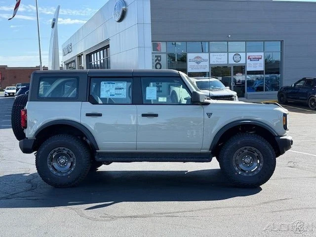 2025 Ford Bronco 6th Gen - Image 7 of 12