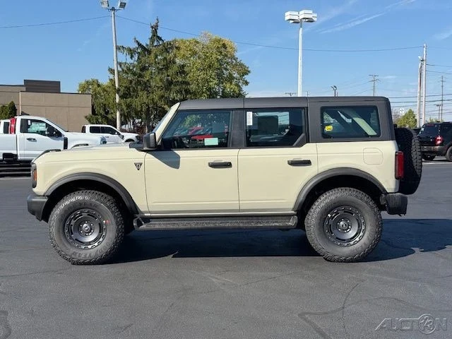 2025 Ford Bronco 6th Gen - Image 2 of 12