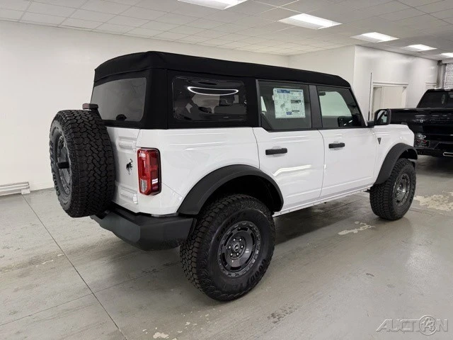 2025 Ford Bronco 6th Gen - Image 5 of 12
