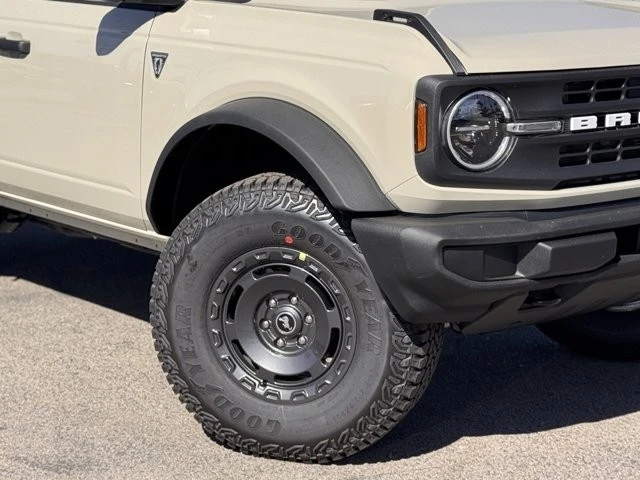 2025 Ford Bronco 6th Gen - Image 4 of 12
