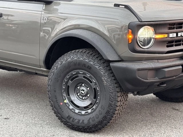 2025 Ford Bronco 6th Gen - Image 4 of 12