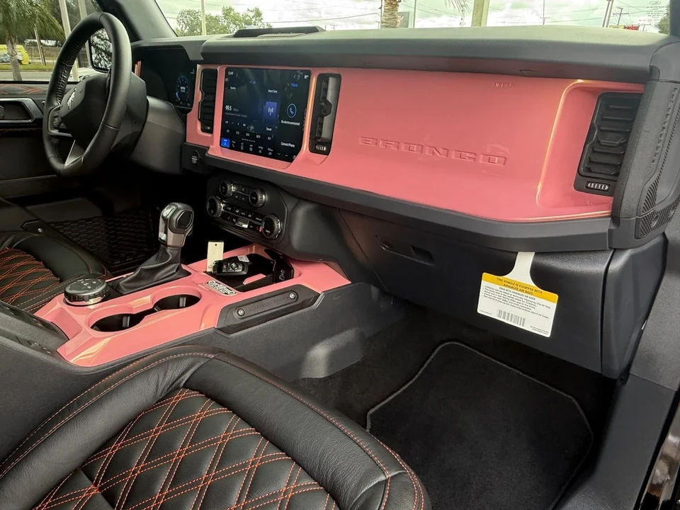 2025 Ford Bronco 6th Gen - Image 2 of 12
